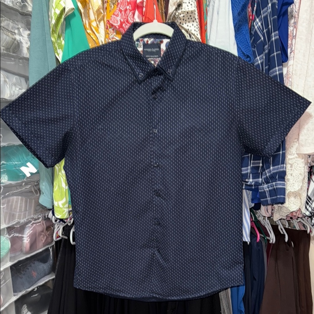 Denim & Flower Navy Blue Short Sleeve Shirt Size Medium